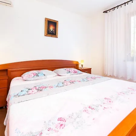 Casa de hóspedes Up To 5 People,near Beach And Centre *